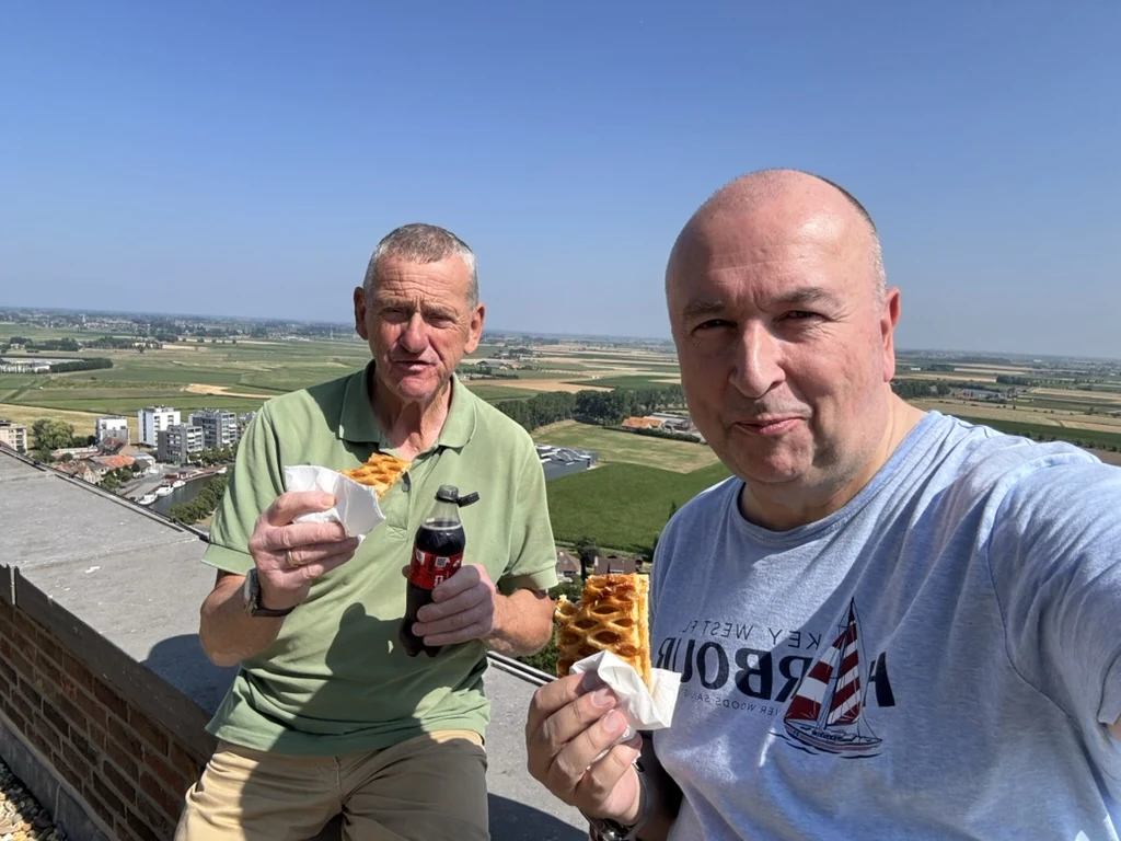 Werkpauze op de IJzertoren